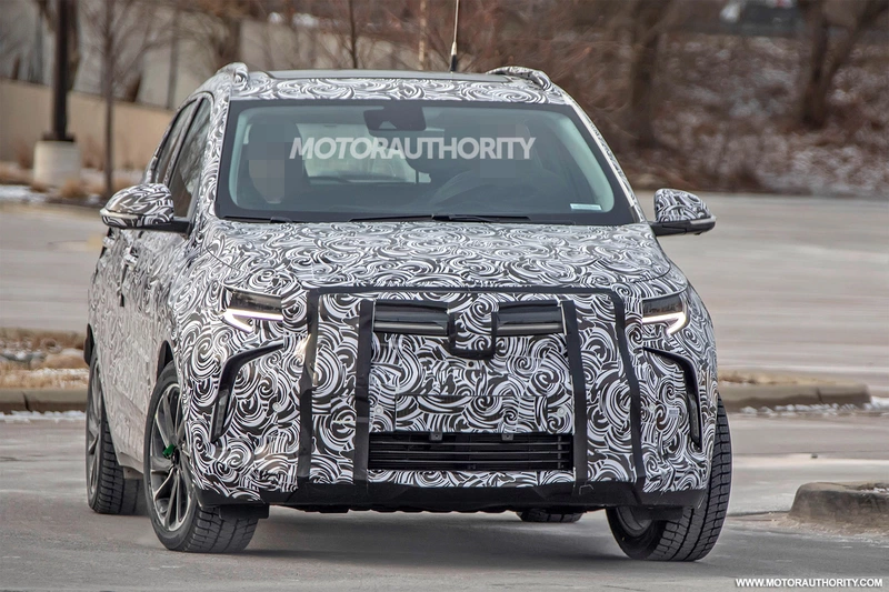 A spy shot of the 2021 Buick Velite 7