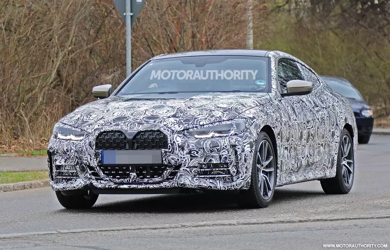 Spy shots and video of the 2021 BMW 4 Series