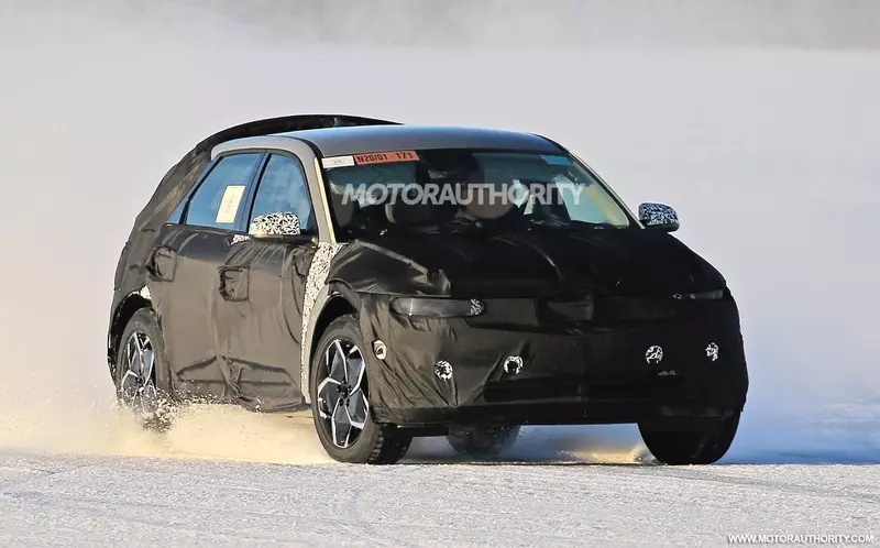 Spy shot of a 2021 Hyundai 45 EV