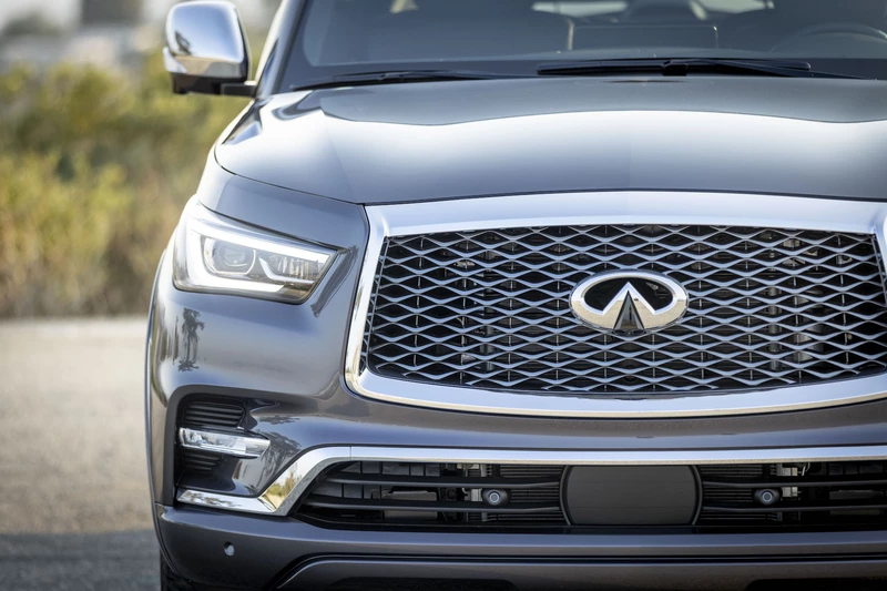 The Infiniti QX80 will get an update and a new design language.