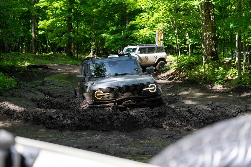 Review 2022 Ford Bronco Everglades Digs Deeper Off-Road