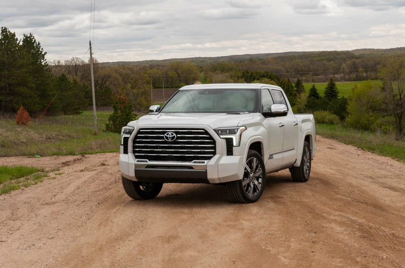 Review The 2022 Toyota Tundra Capstone Plays Leader