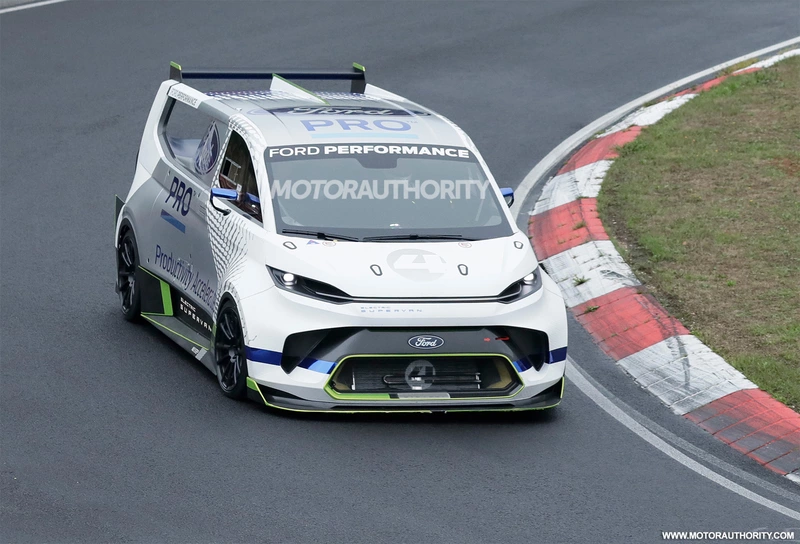 Ford Pro Electric Super Van in the Ring