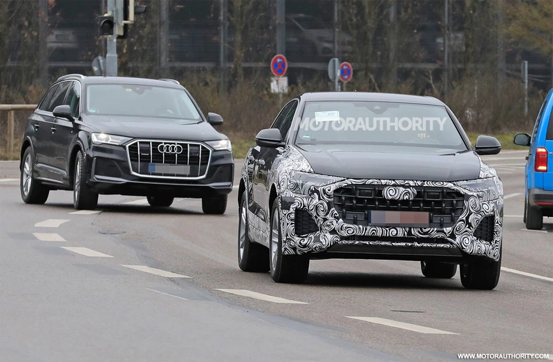 Spy shots of the 2024 Audi Q8.