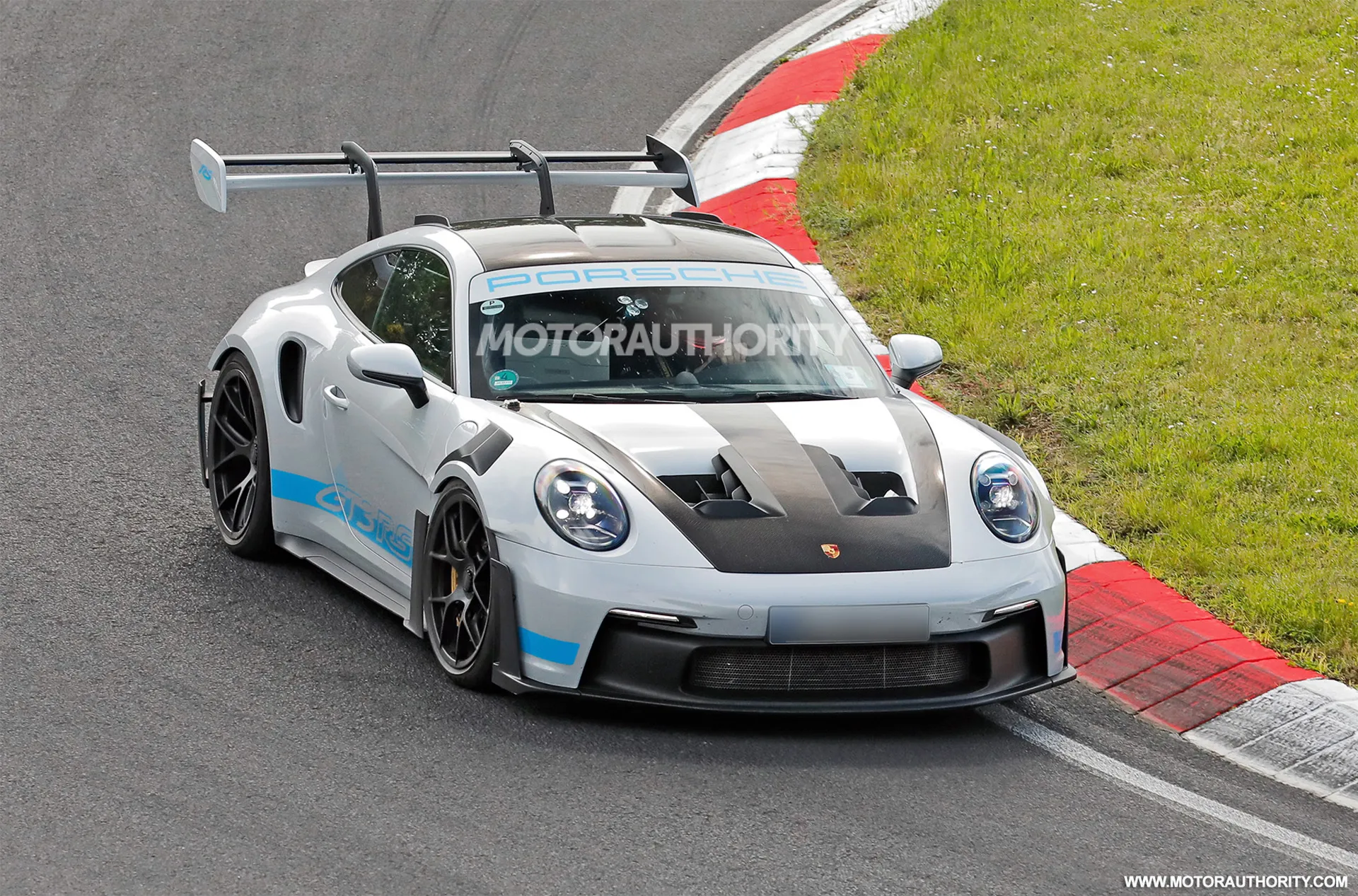 2027 Porsche 911GT2RS was spied in the early stages of testing